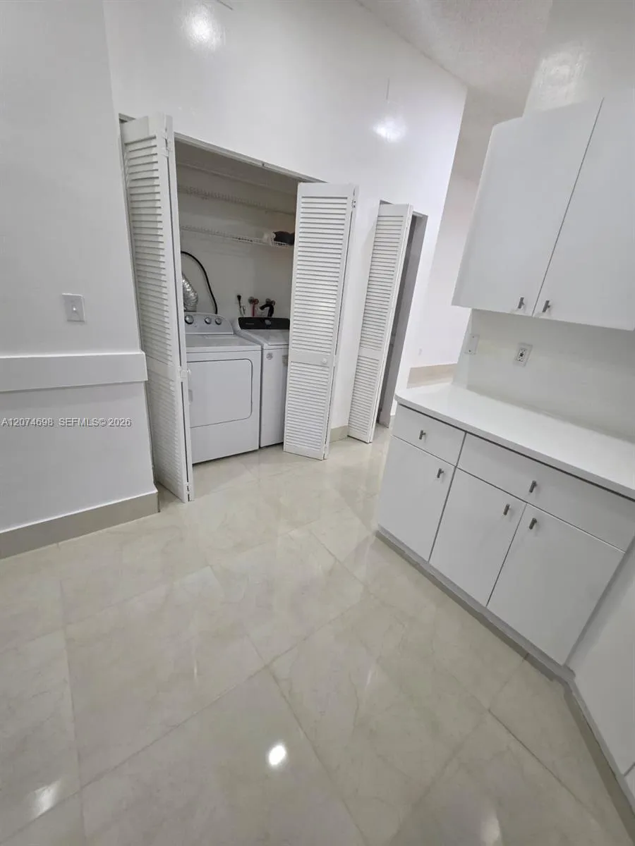 7001 W 35th Ave #175 Hialeah, FL 33018