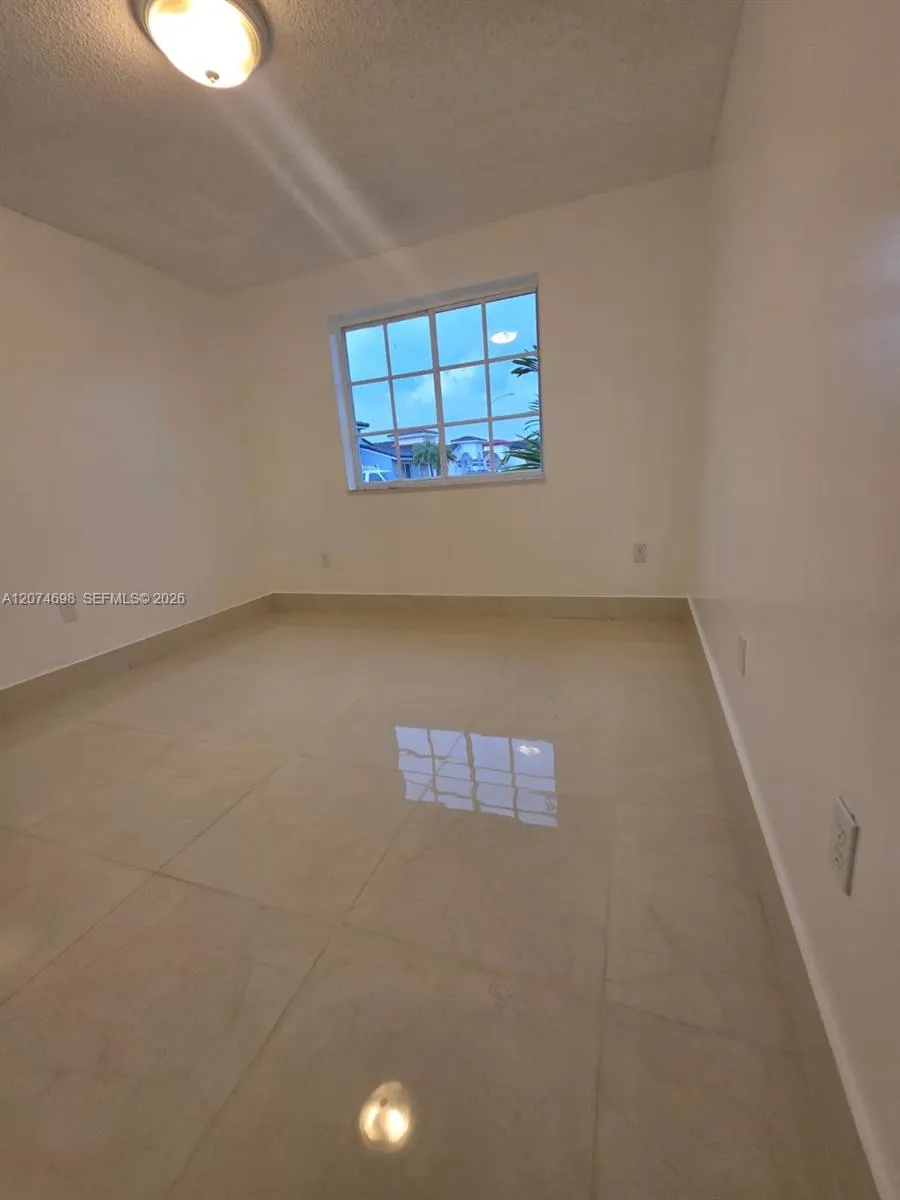 7001 W 35th Ave #175 Hialeah, FL 33018