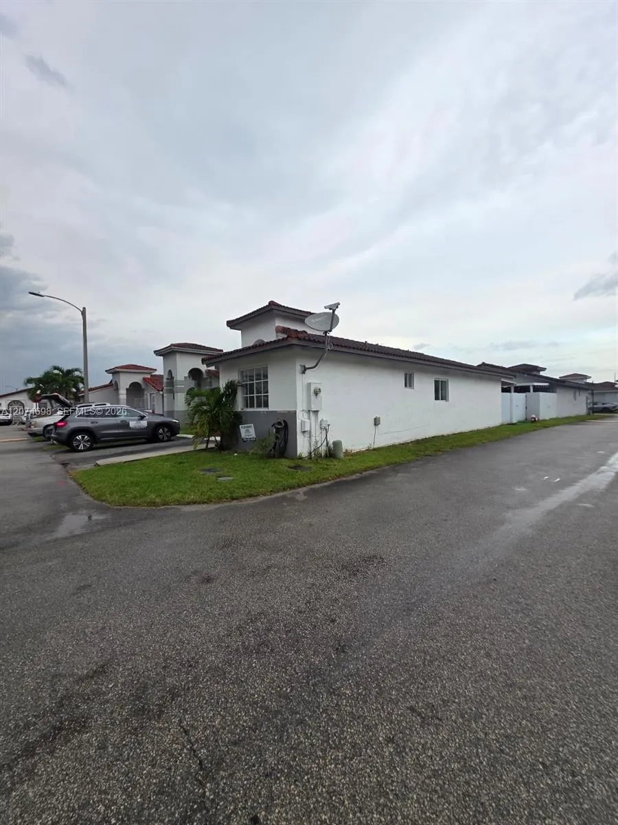 7001 W 35th Ave #175 Hialeah, FL 33018