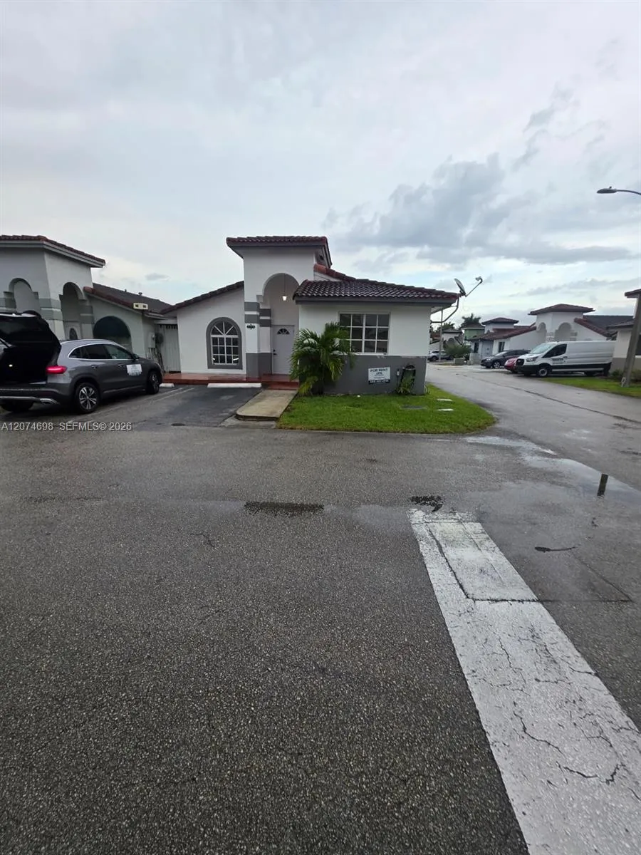 7001 W 35th Ave #175 Hialeah, FL 33018