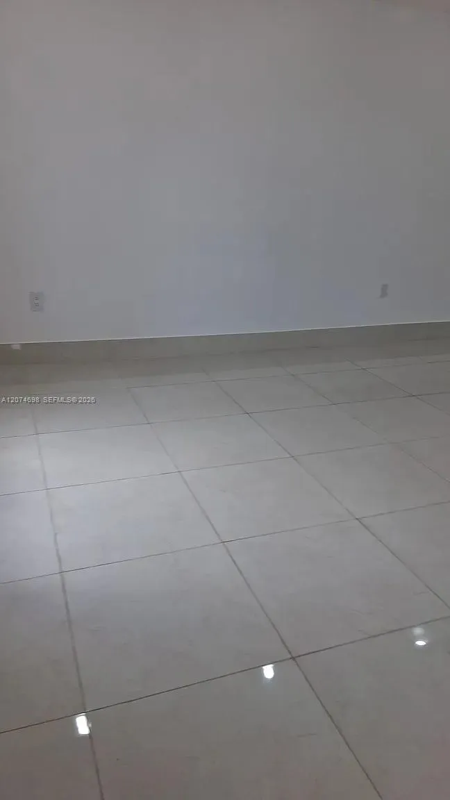 7001 W 35th Ave #175 Hialeah, FL 33018