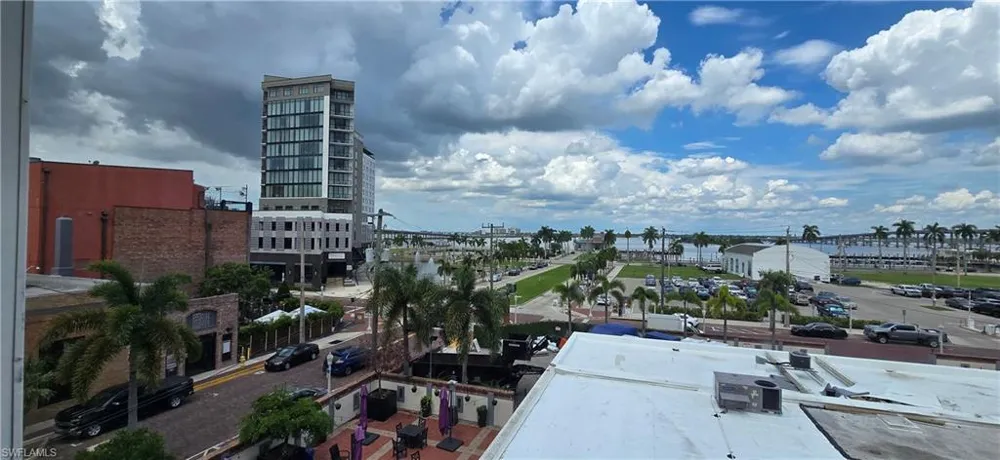 2271 1st Street #25 Fort Myers, FL 33901