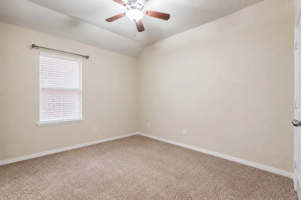 620 Swift Current Drive Crowley, TX 76036