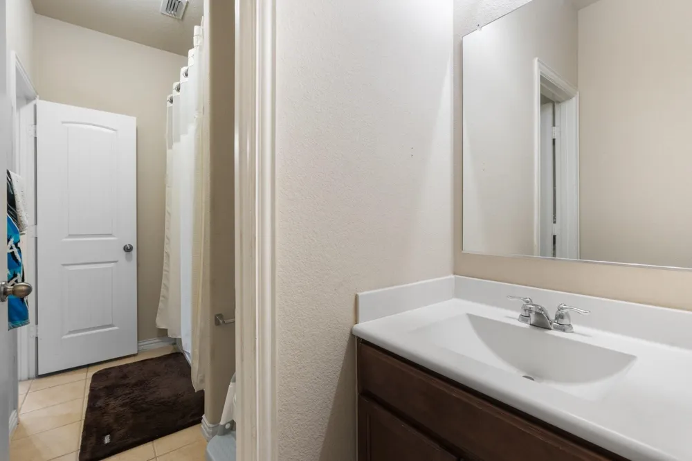620 Swift Current Drive Crowley, TX 76036