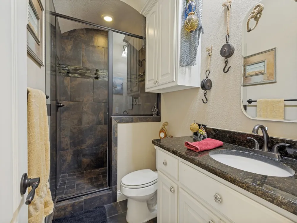 87 Castle Pines Circle Gordonville, TX 76245