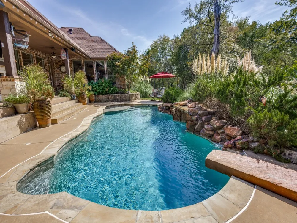 87 Castle Pines Circle Gordonville, TX 76245