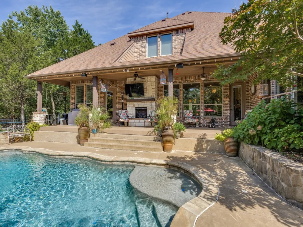 87 Castle Pines Circle Gordonville, TX 76245