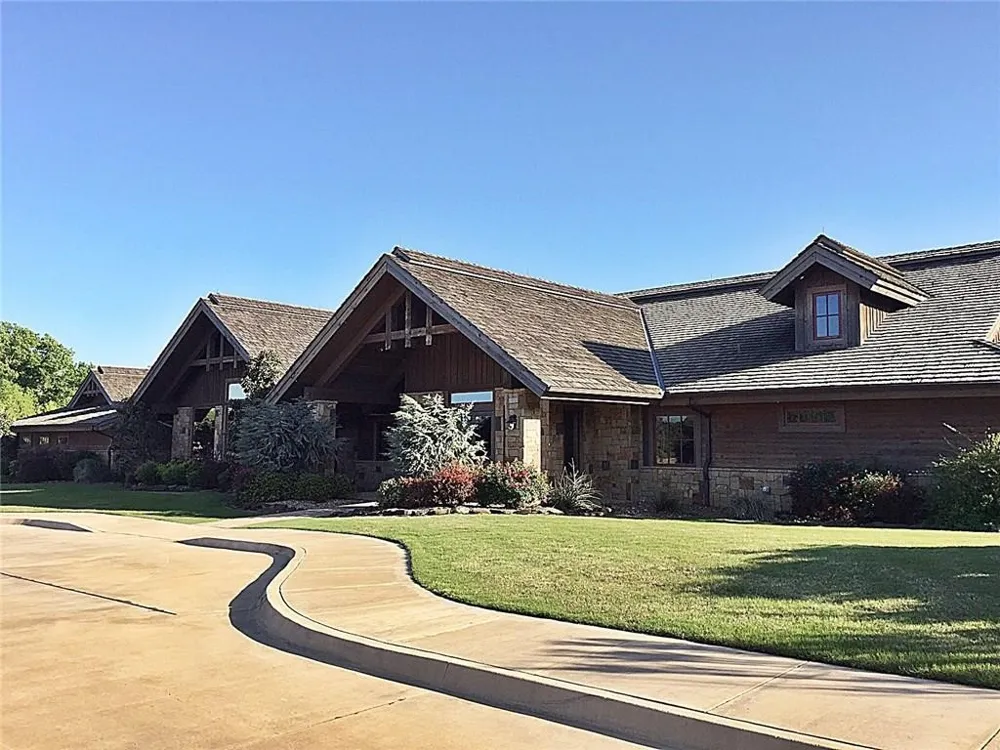 87 Castle Pines Circle Gordonville, TX 76245