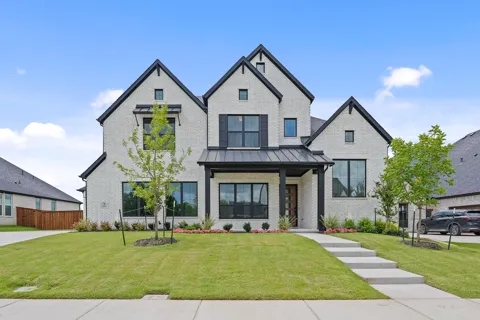 2211 Draco Drive