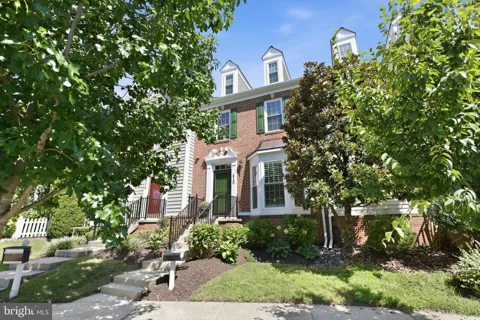 410 LYNETTE STREET