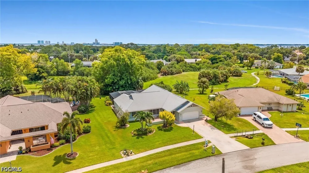 Glasgow Court North Fort Myers, FL 33903