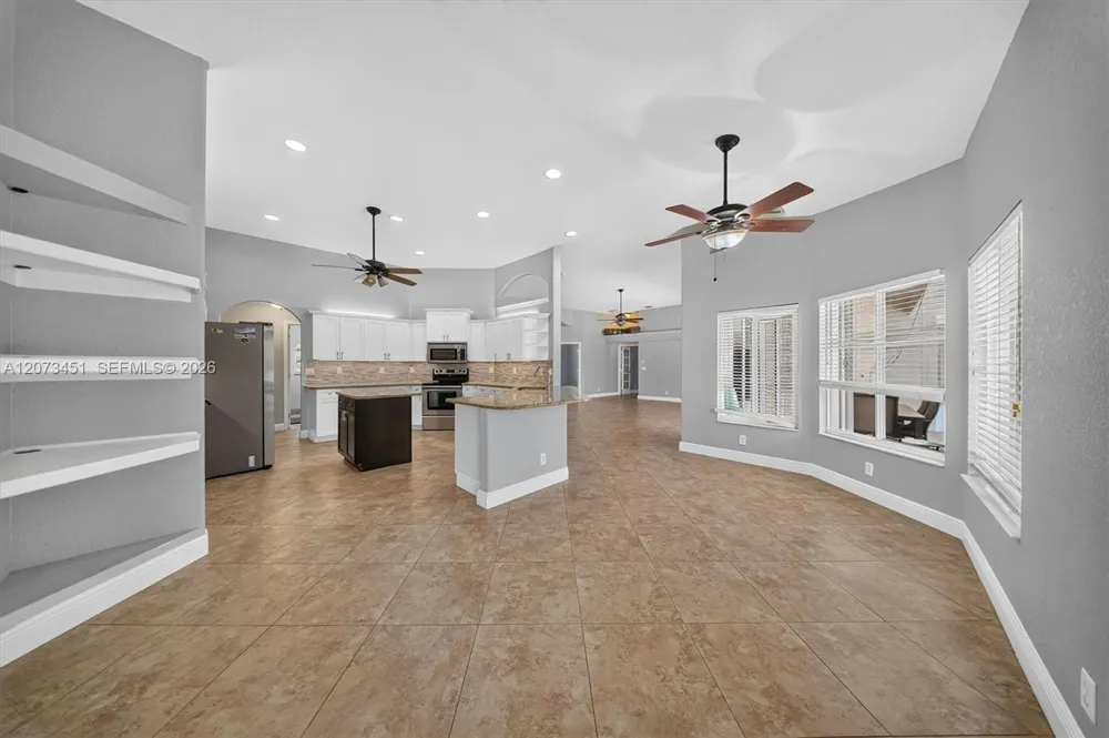 1215 Stallion Dr Loxahatchee, FL 33470