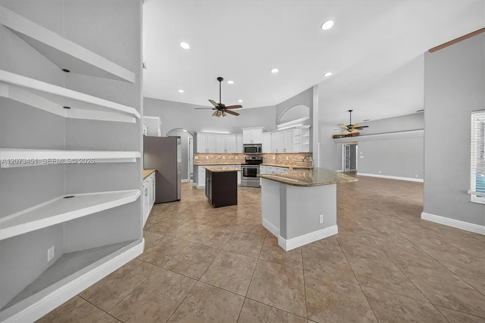 1215 Stallion Dr Loxahatchee, FL 33470