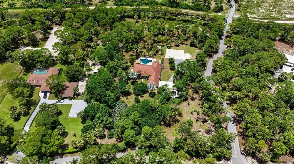 1215 Stallion Dr Loxahatchee, FL 33470