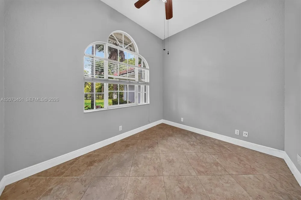 1215 Stallion Dr Loxahatchee, FL 33470