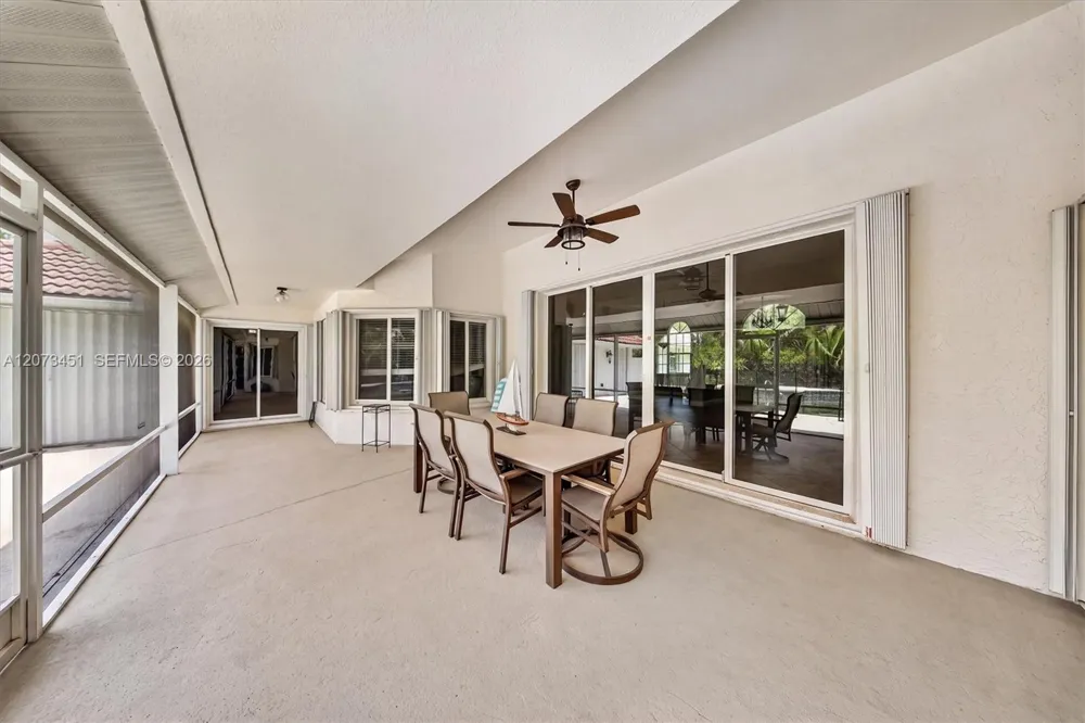 1215 Stallion Dr Loxahatchee, FL 33470