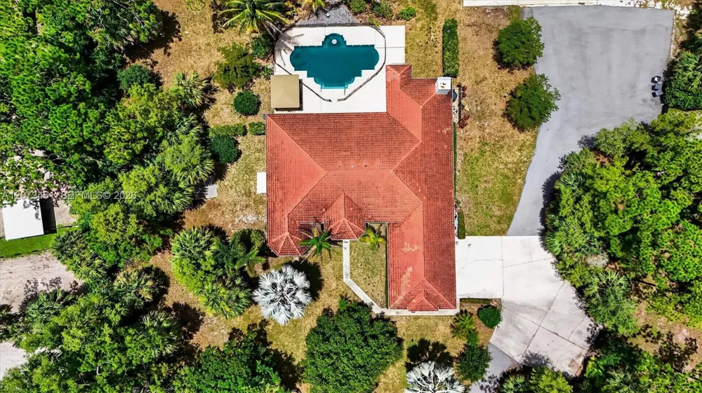 1215 Stallion Dr Loxahatchee, FL 33470
