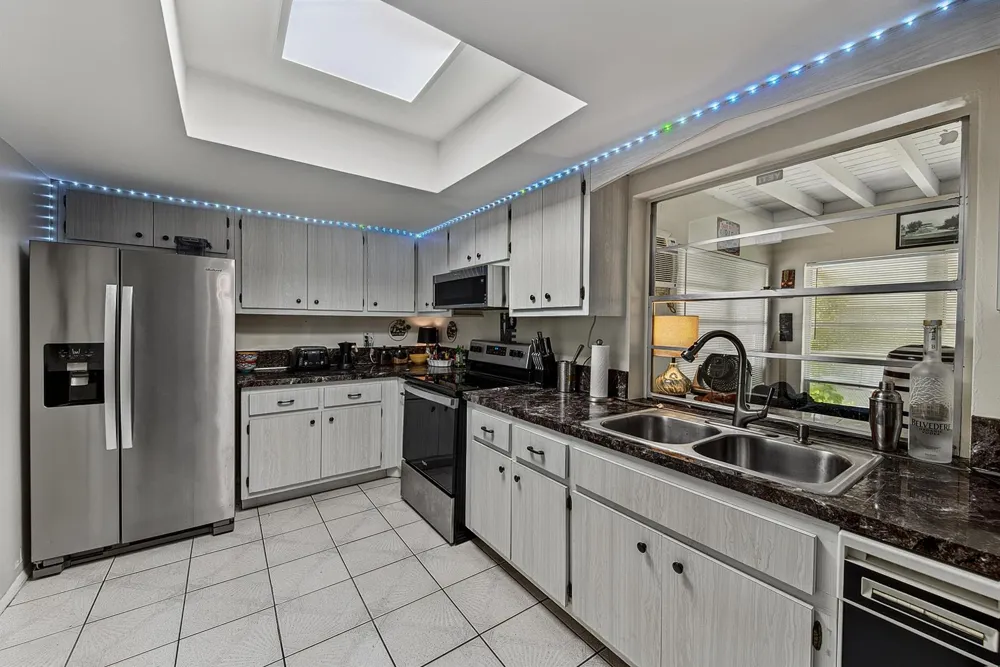 2930 NW 1st Drive Pompano Beach, FL 33064