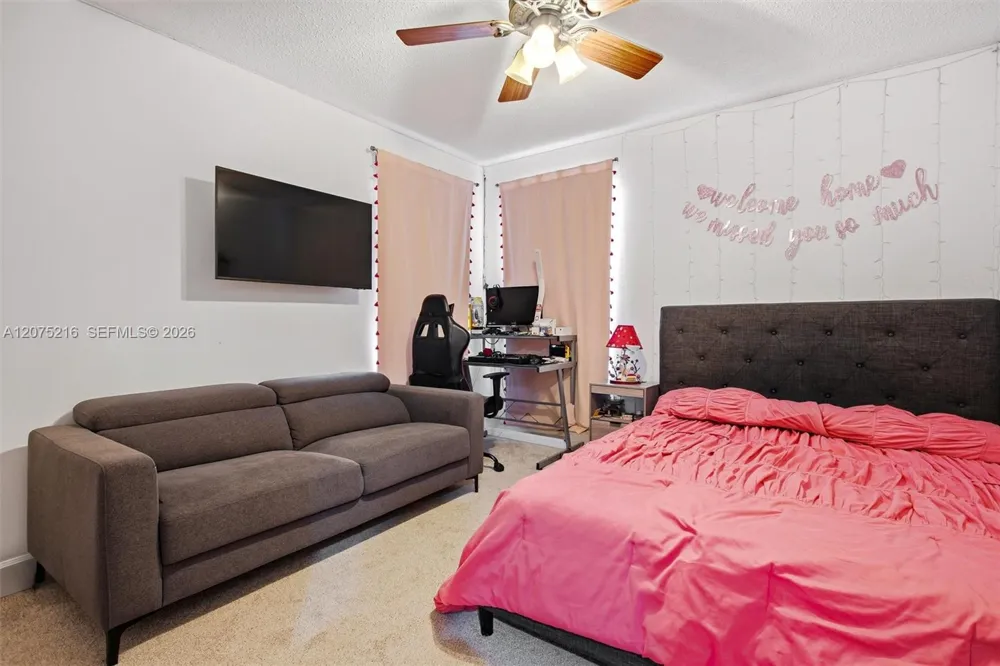 609 Verona Pl Weston, FL 33326