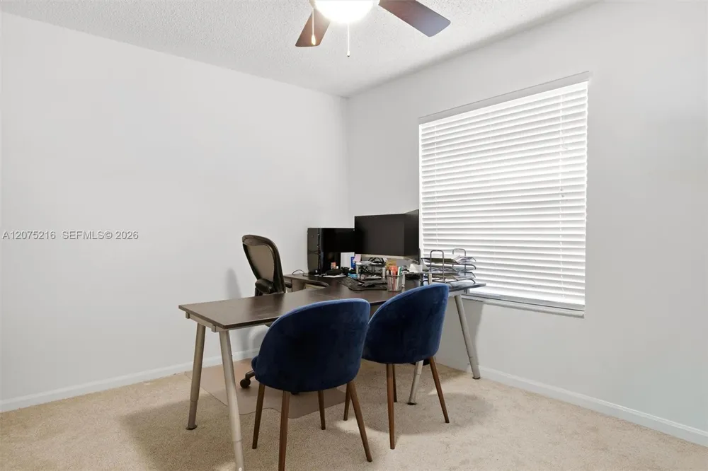 609 Verona Pl Weston, FL 33326