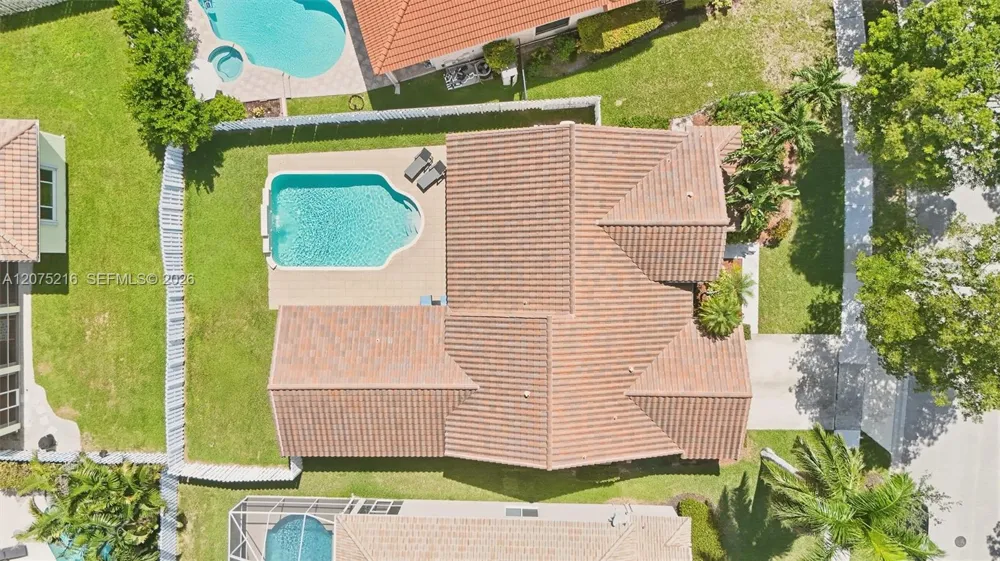 609 Verona Pl Weston, FL 33326