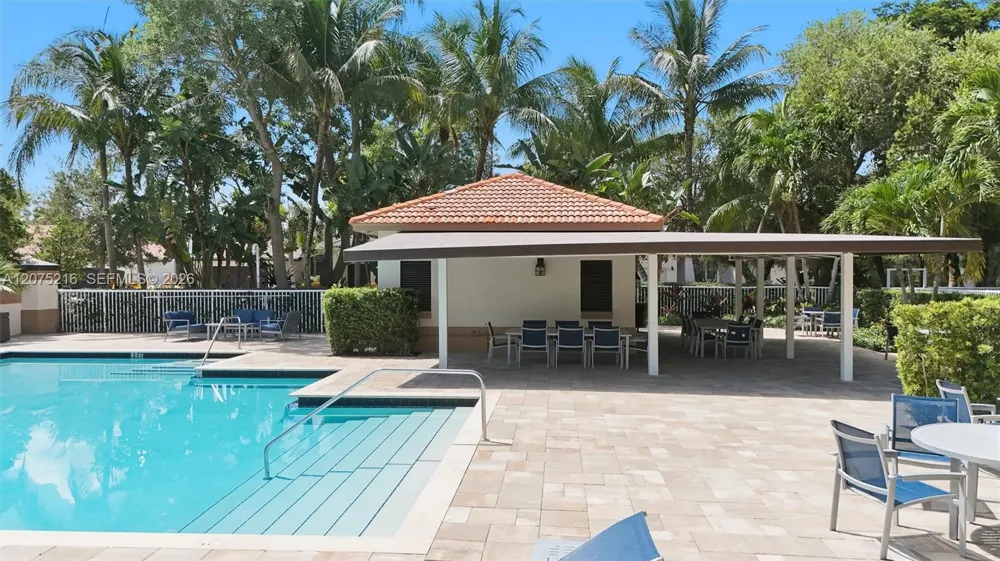 609 Verona Pl Weston, FL 33326