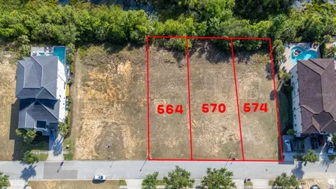 574 MUIRFIELD LOOP
