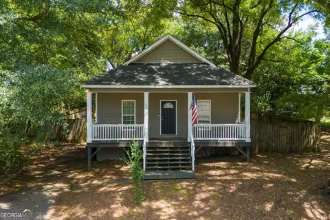 145 Fairview ST