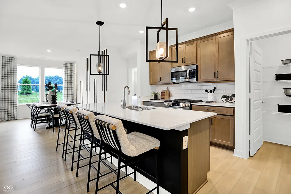 427 Breakwater Drive Plainfield, IN 46168