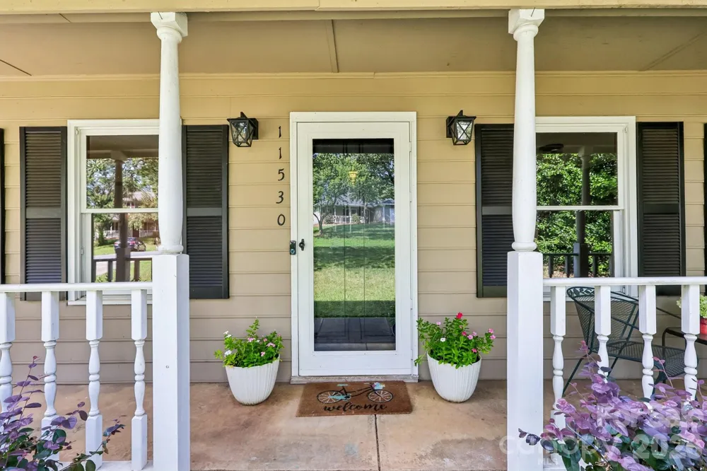 11530 Waterflower Lane Charlotte, NC 28262