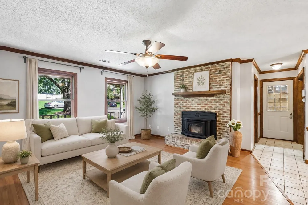 11530 Waterflower Lane Charlotte, NC 28262