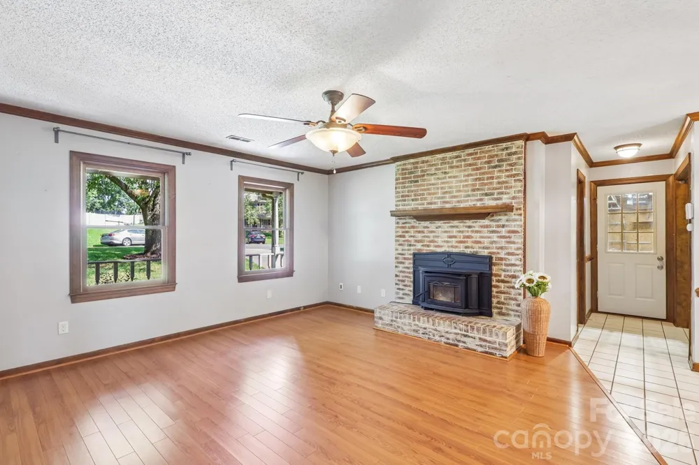 11530 Waterflower Lane Charlotte, NC 28262