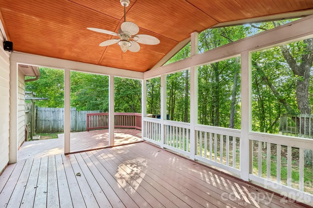 11530 Waterflower Lane Charlotte, NC 28262