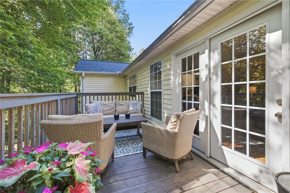 5221 Nimble Wood Way Flowery Branch, GA 30542
