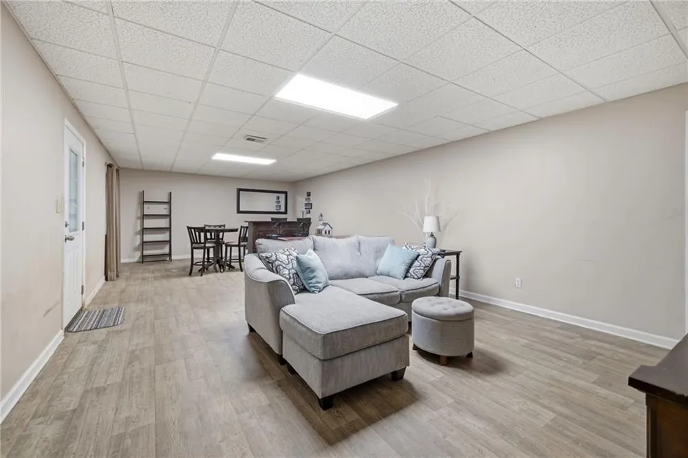 5221 Nimble Wood Way Flowery Branch, GA 30542