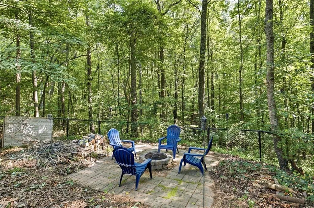 5221 Nimble Wood Way Flowery Branch, GA 30542