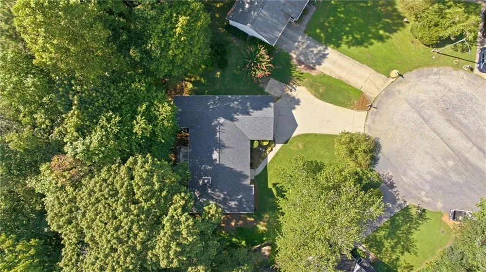5221 Nimble Wood Way Flowery Branch, GA 30542