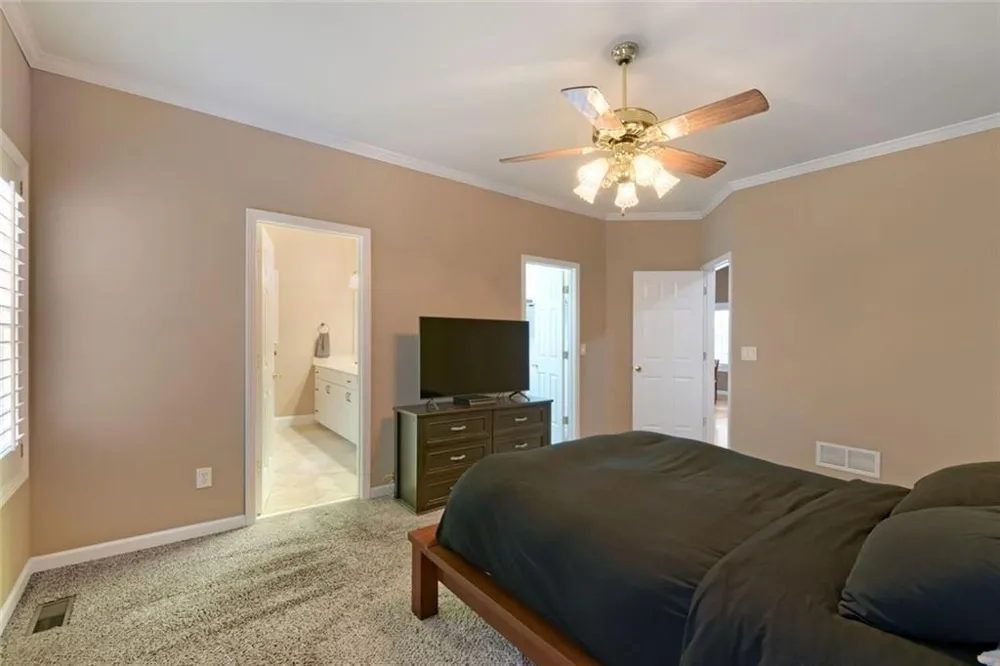 128 Monterey Drive Peachtree City, GA 30269