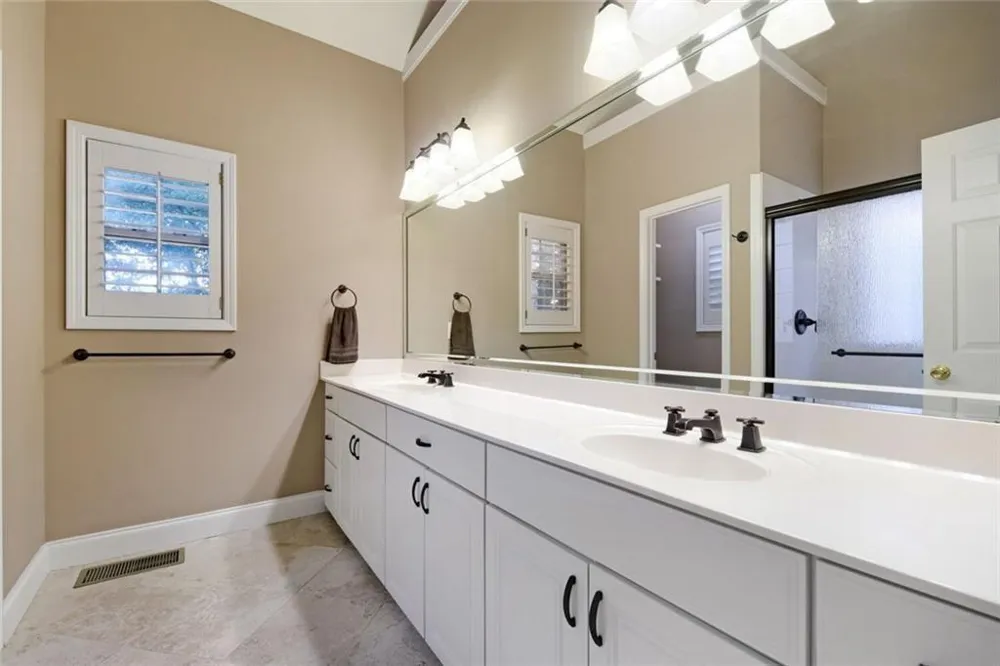 128 Monterey Drive Peachtree City, GA 30269