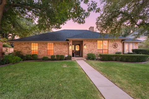 5709 Glacier Lake Drive