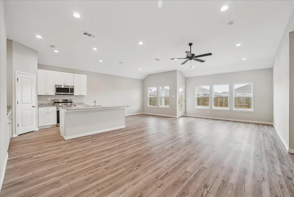 4806 Delano Street Greenville, TX 75401