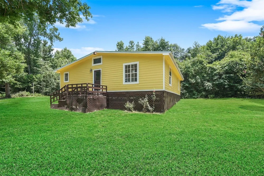 601 Faulkner Avenue Coldspring, TX 77331