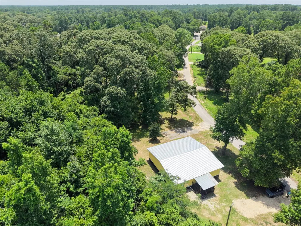 601 Faulkner Avenue Coldspring, TX 77331