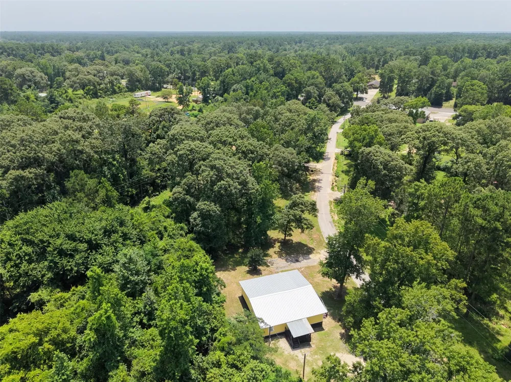 601 Faulkner Avenue Coldspring, TX 77331