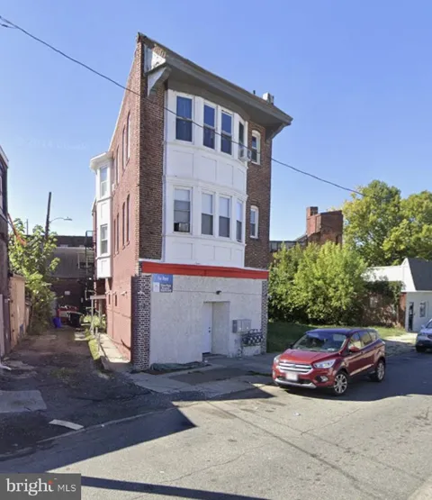 27 E 7TH STREET