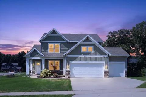 1409 Remington Drive SE