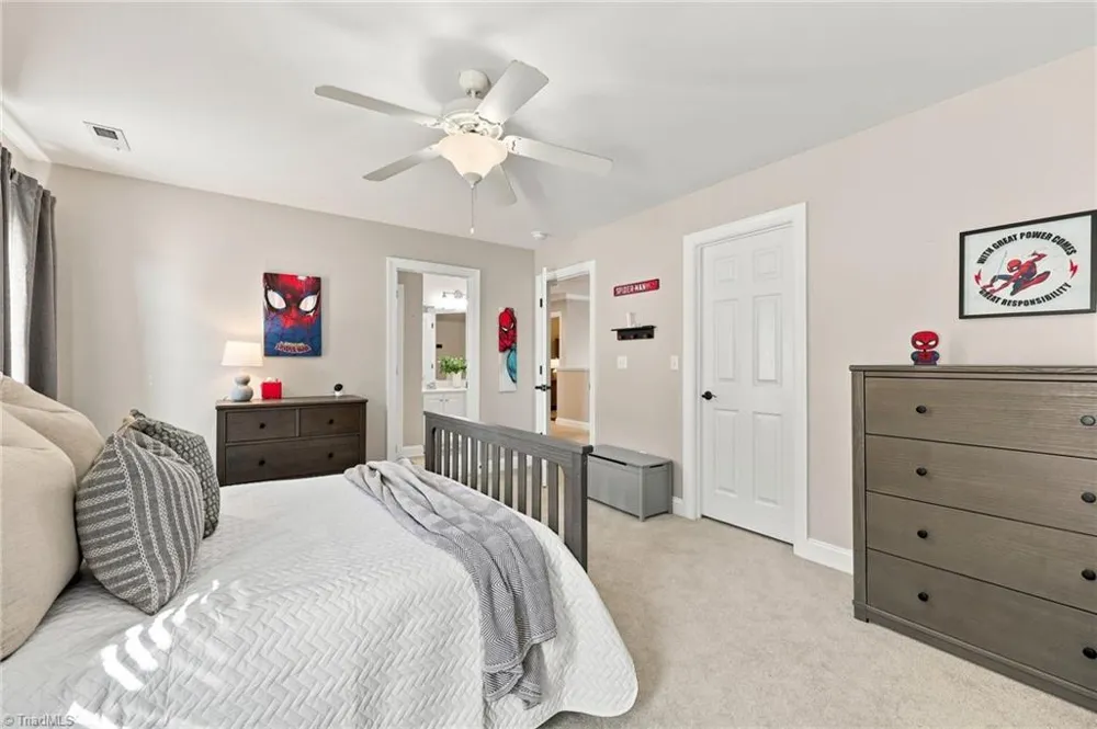 4701 Pebble Lake Drive Pfafftown, NC 27040