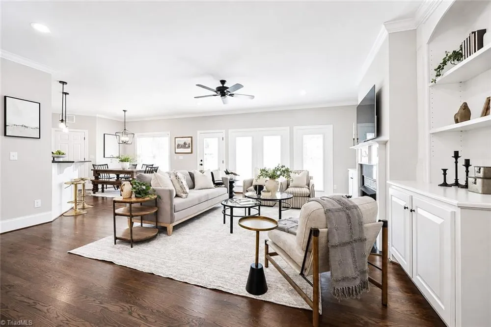 4701 Pebble Lake Drive Pfafftown, NC 27040