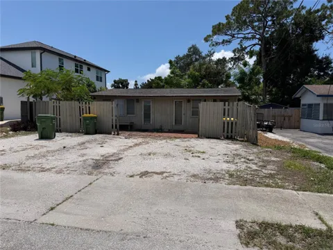 902 HIGHLAND ST STREET