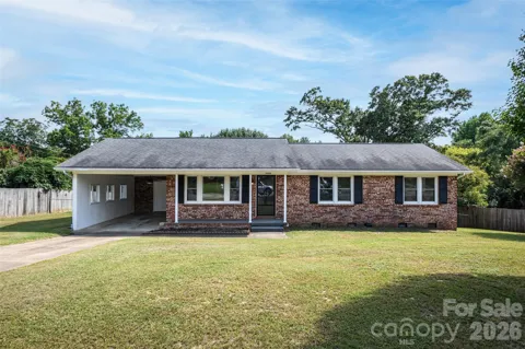5426 Oakcrest Road